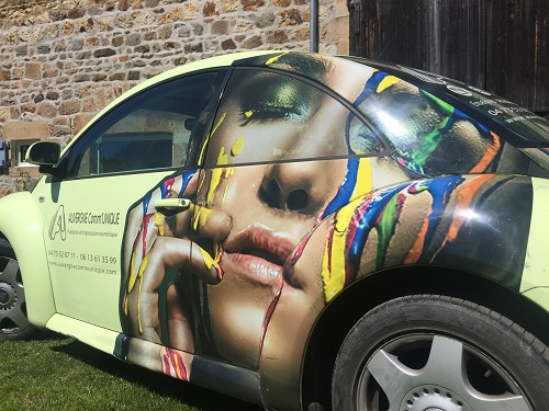 new beetle Fabricant covering voiture Atelier Auvergne Comm'Unique Communication Publicité Création Fabrication Pose 23 Creuse 03 Allier 63 Puy de Dôme 87 Haute Vienne Clermont-Ferrand Vichy Montluçon Riom Chambon sur Voueize Limoges Pionsat Combrailles
