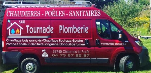 tournade Fabricant covering utilitaire Atelier Auvergne Comm'Unique Communication Publicité Création Fabrication Pose 23 Creuse 03 Allier 63 Puy de Dôme 87 Haute Vienne Clermont-Ferrand Vichy Montluçon Riom Chambon sur Voueize Limoges Pionsat Combrailles