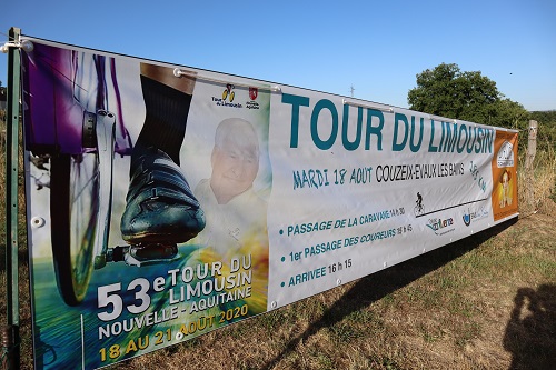 bâche impression numérique tour du Limousin Evaux les Bains fabricant support publicitaire puy de dome 63 Allier 03 Creuse 23 auvergne communique